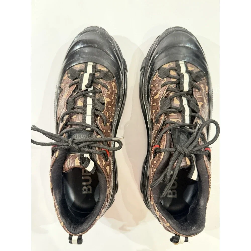 Burberry Arthur TB Monogram Sneaker Mens Size 7 US 40 EU Brown Black Italy
